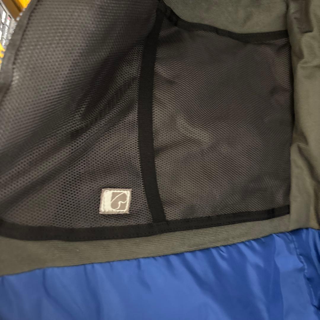 【HELLY HANSEN】スノージャケット Sサイズ