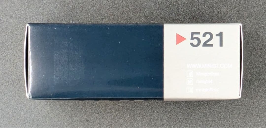 ミニカー MINI GT AlphaTauri AT03 #22 Yuki Tsunoda