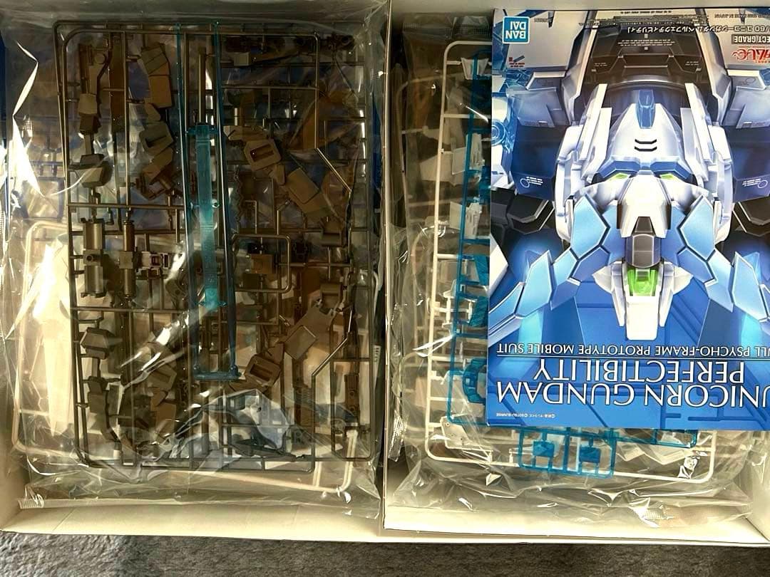 ユニコーンガンダム ペルフェクティビリティとディバイン拡張セットの2点セット