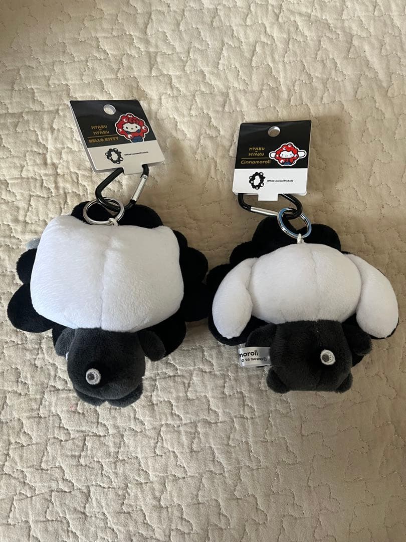 ミャクミャク サンリオ ハローキティ シナモロール なりきりBC 2個セット