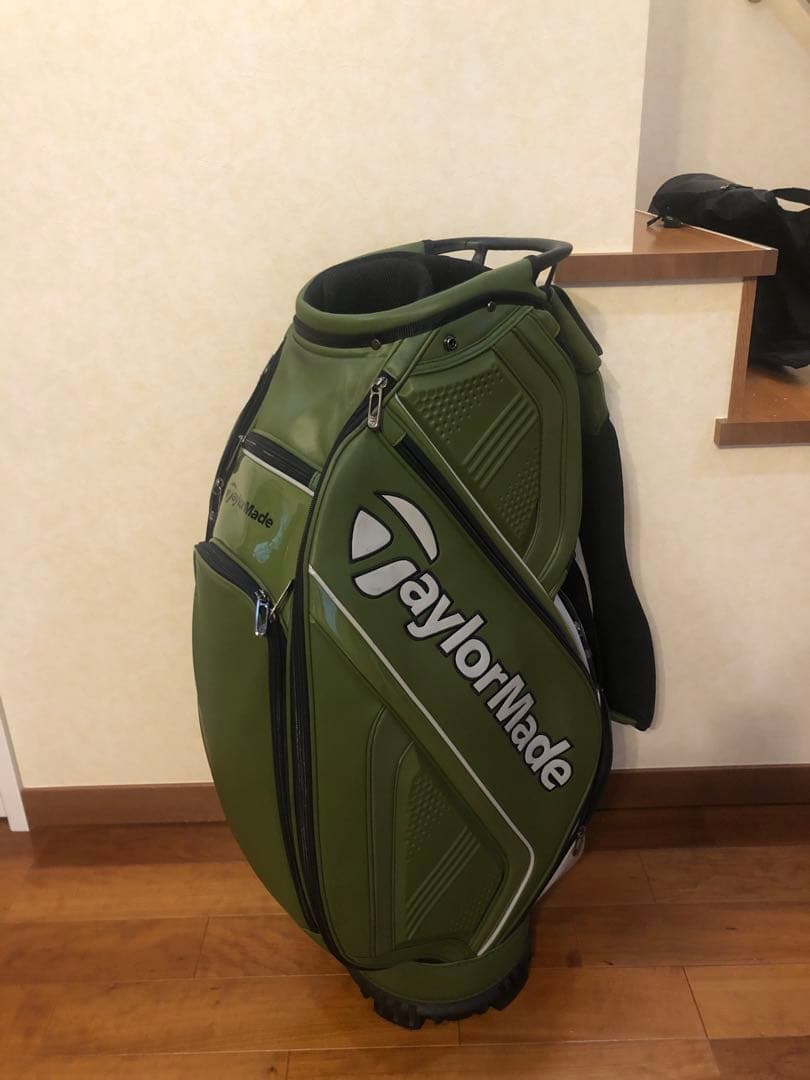 2022年モデル日本正規品 テーラーメイド TM22オーステックキャディーバッグ