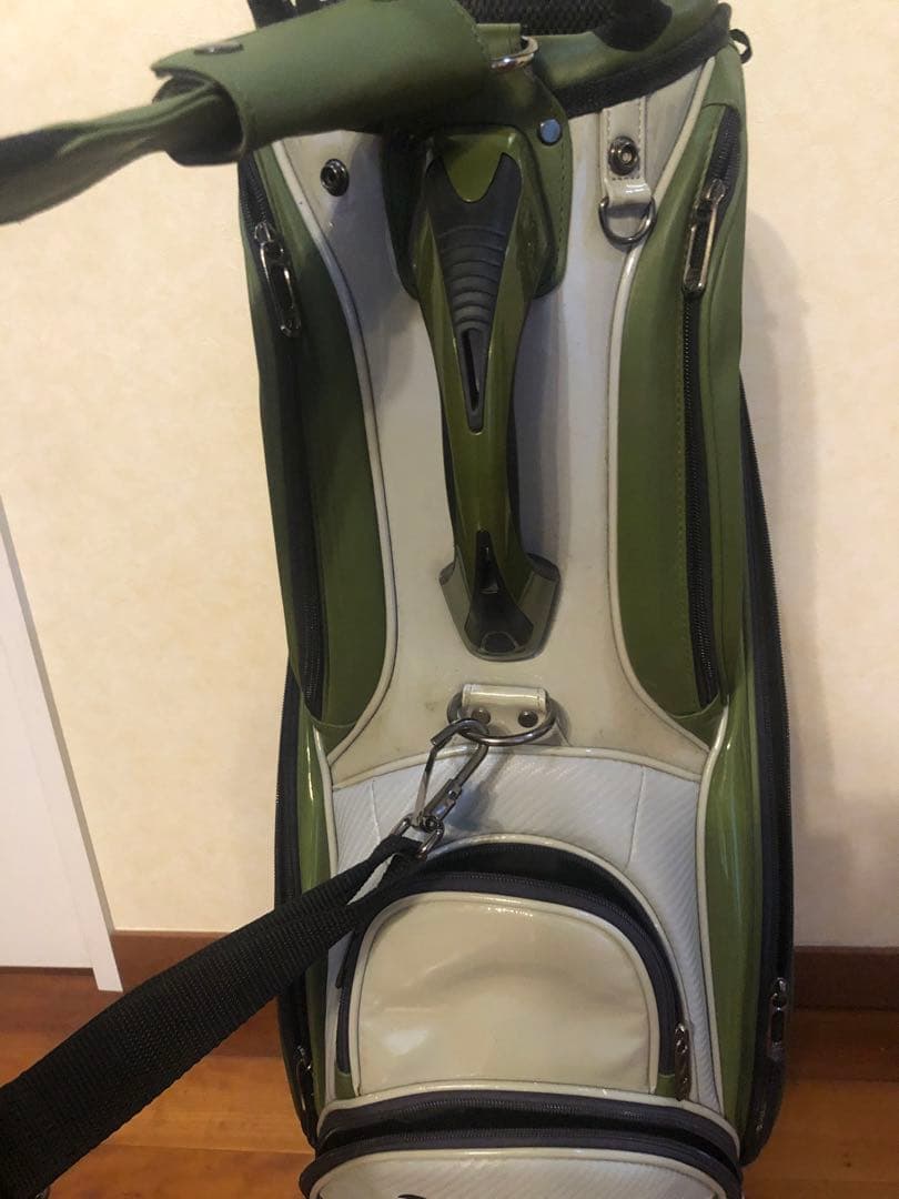 2022年モデル日本正規品 テーラーメイド TM22オーステックキャディーバッグ