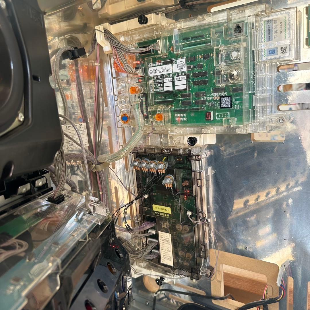 三洋物産 スロットパチスロ 聖闘士星矢 海皇覚醒 メダル不要機搭載