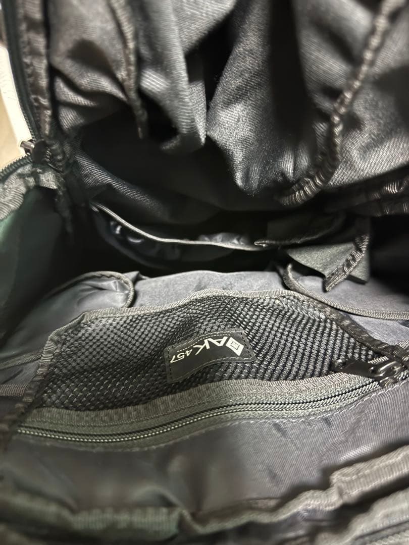 AK457 バックパック 18L fragment Burton バートン