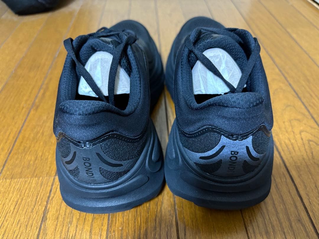 【新品正規品】早い者勝ち！大特価！ホカ ボンダイ9 26.0cm