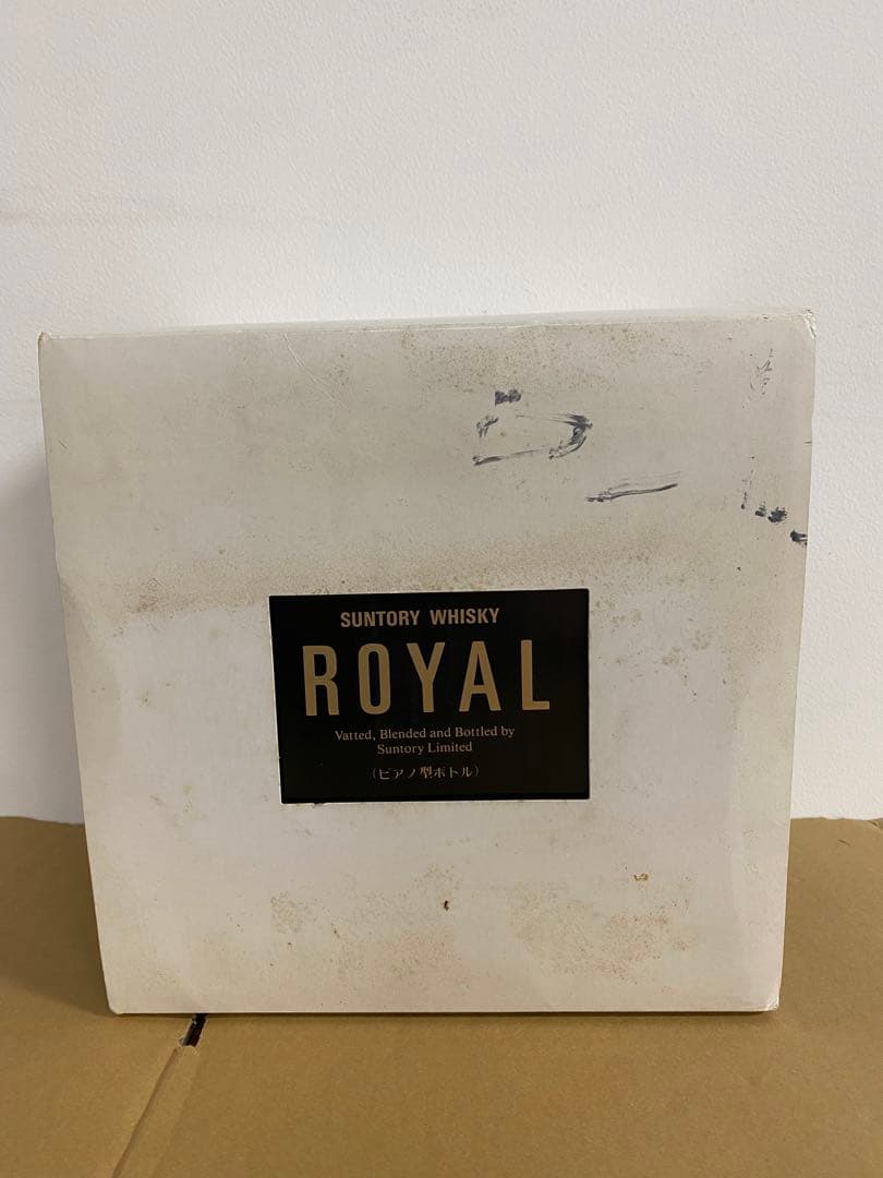 ◆未開栓古酒/サントリー/ウイスキー/ローヤル/ピアノ/楽器ボトル