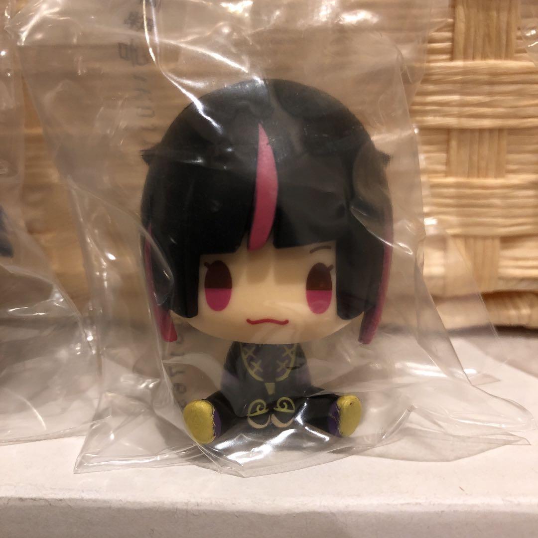 ツイステ　一番くじ　H賞　ディアソムニア　マレウス　リリア　シルバー　フィギュア