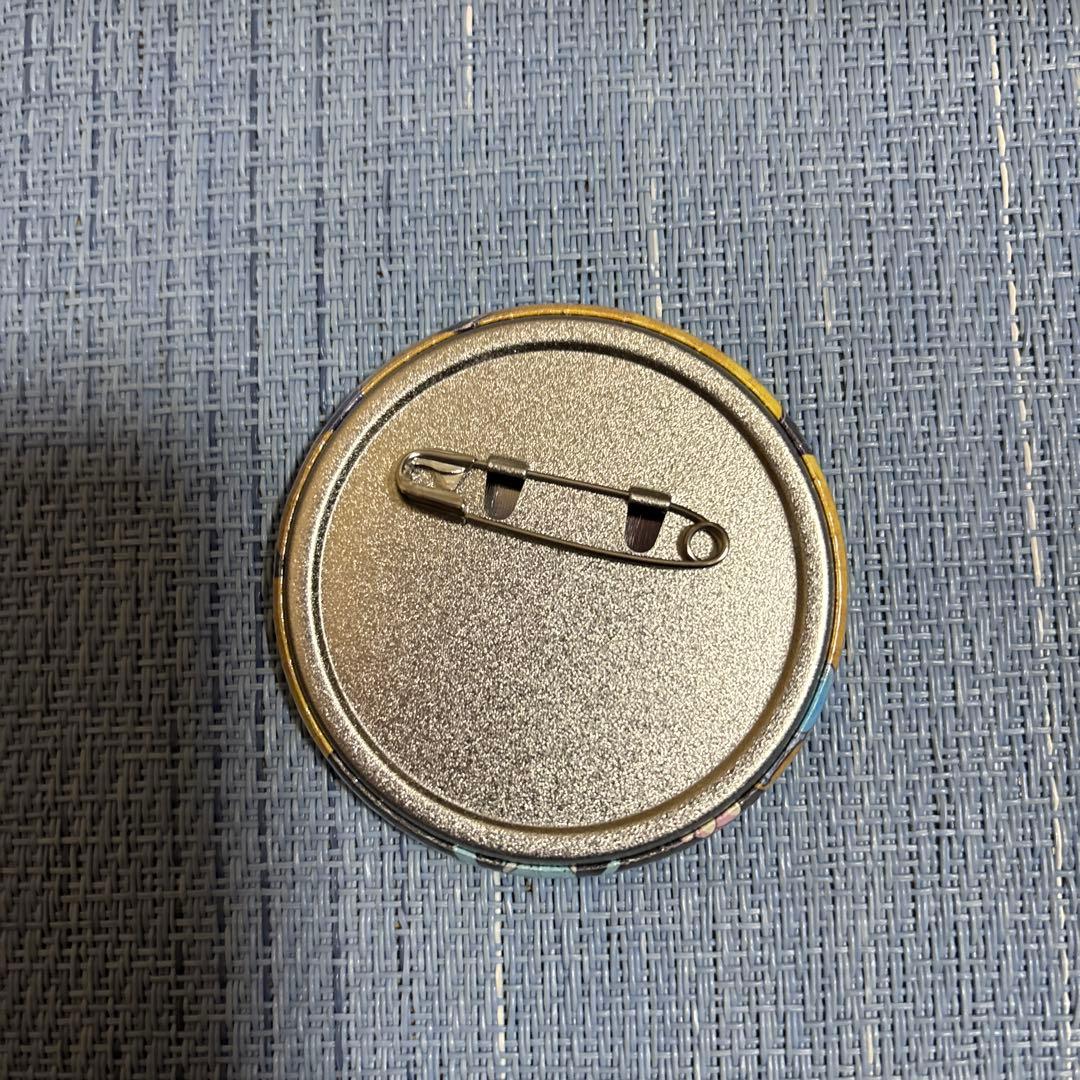 ドズル社　おらふくん　缶バッジ　らくらくメルカリ便　キャラバッジコレクション