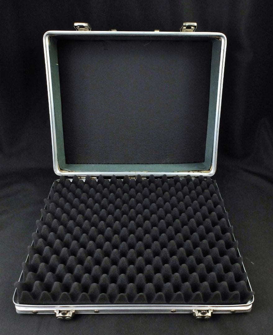 リモワ 草創期メロン柄 レトロ・アルミニウム・ハンドケース 1960年代 稀少