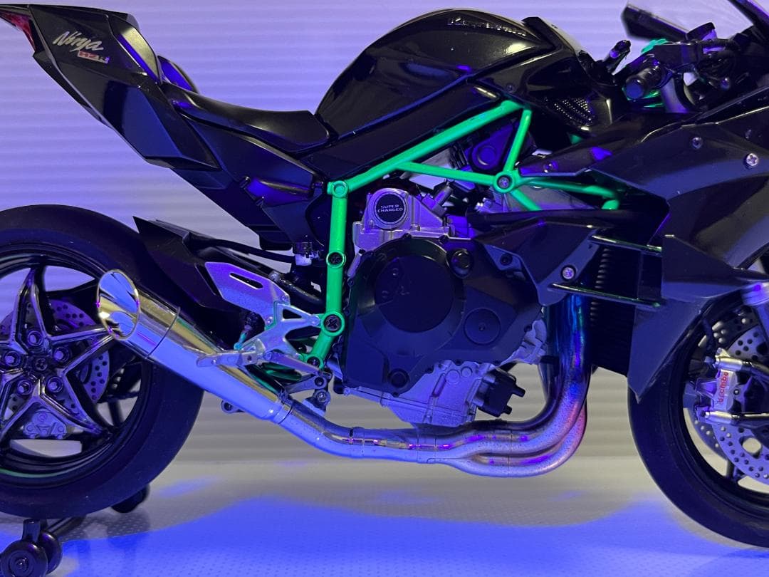 Kawasaki Ninja H2 1/12スケールモデル　完成品