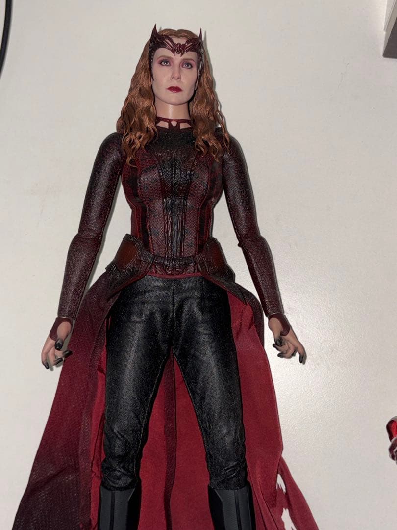 スカーレット・ウィッチ 1/6スケールフィギュア ボーナスアクセサリー付き