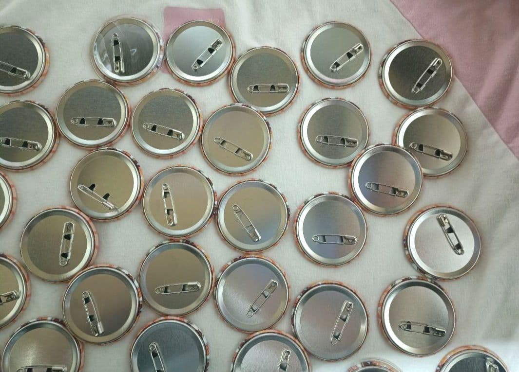 すとぷり　ジェル　缶バッチ　2022　spring 等身