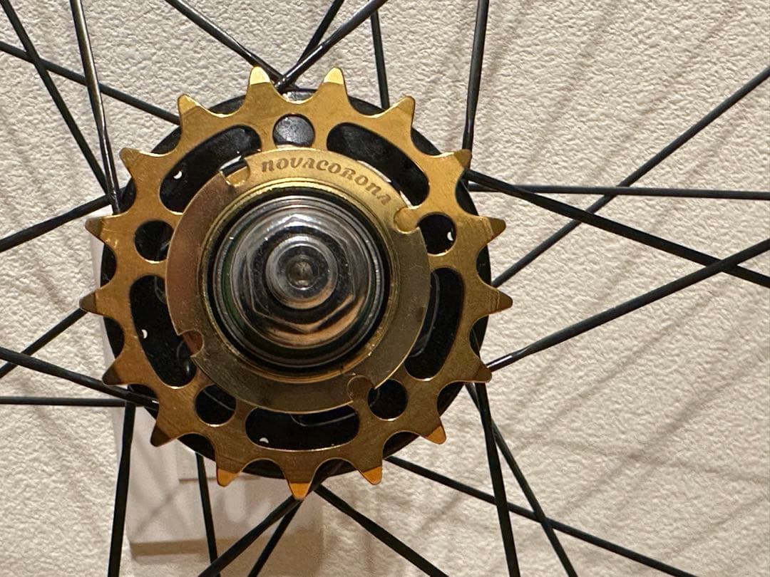 値交渉可　HED JET6 前後タイヤ・ノバコローナコグ付