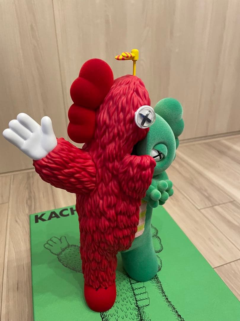 MEDICOM TOY メディコム・トイ KAWS カウズ　カチャムク