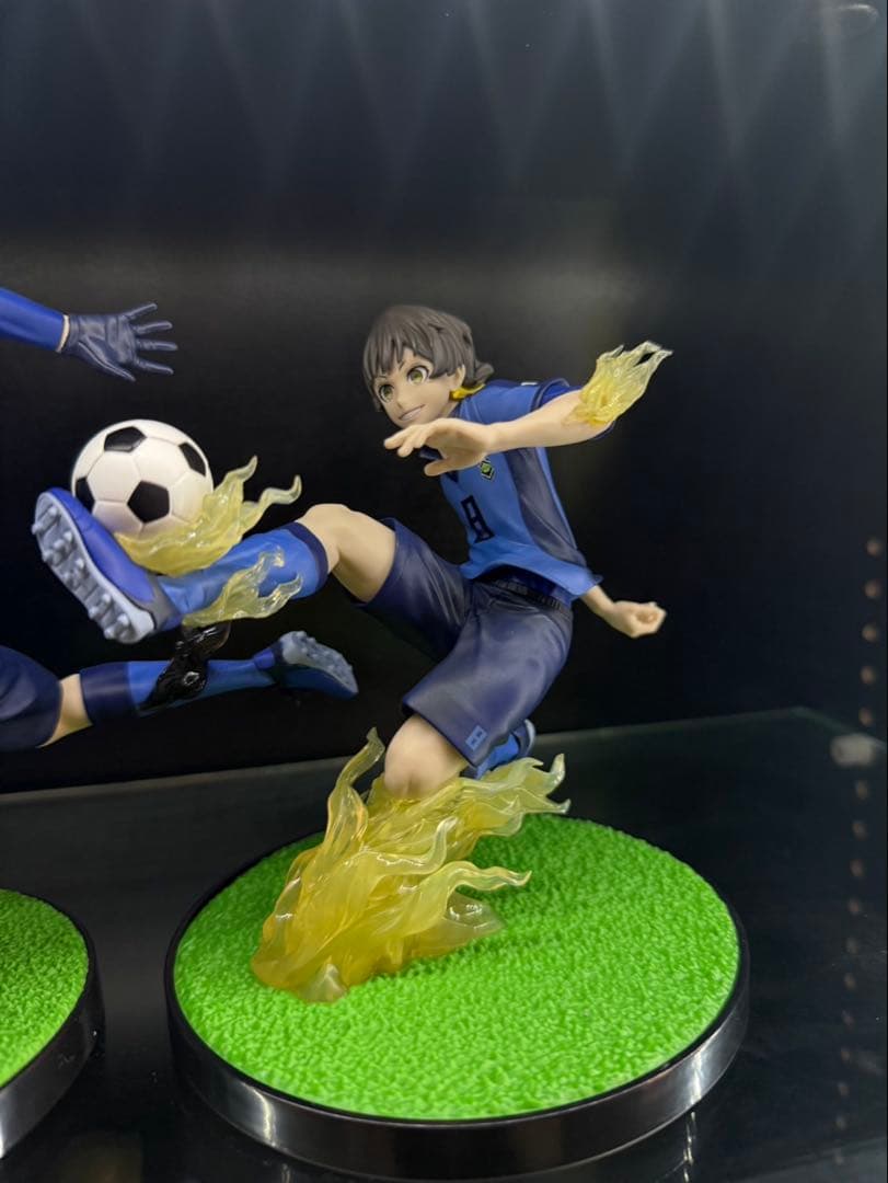 ブルーロック 一番くじ フィギュア 潔世一 千切豹馬 凪誠士郎 蜂楽廻 糸師凛