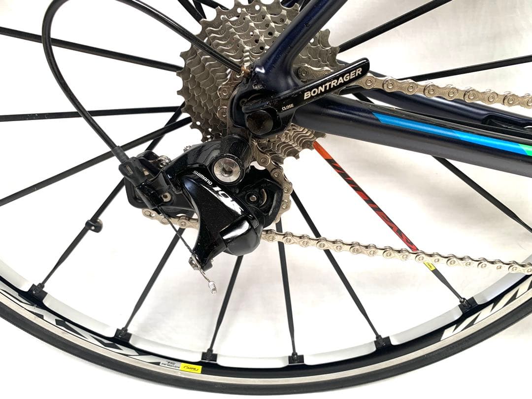 よ*9様 送料無料 TREKフルカーポンロードバイク EMONDA超軽量7.8キ