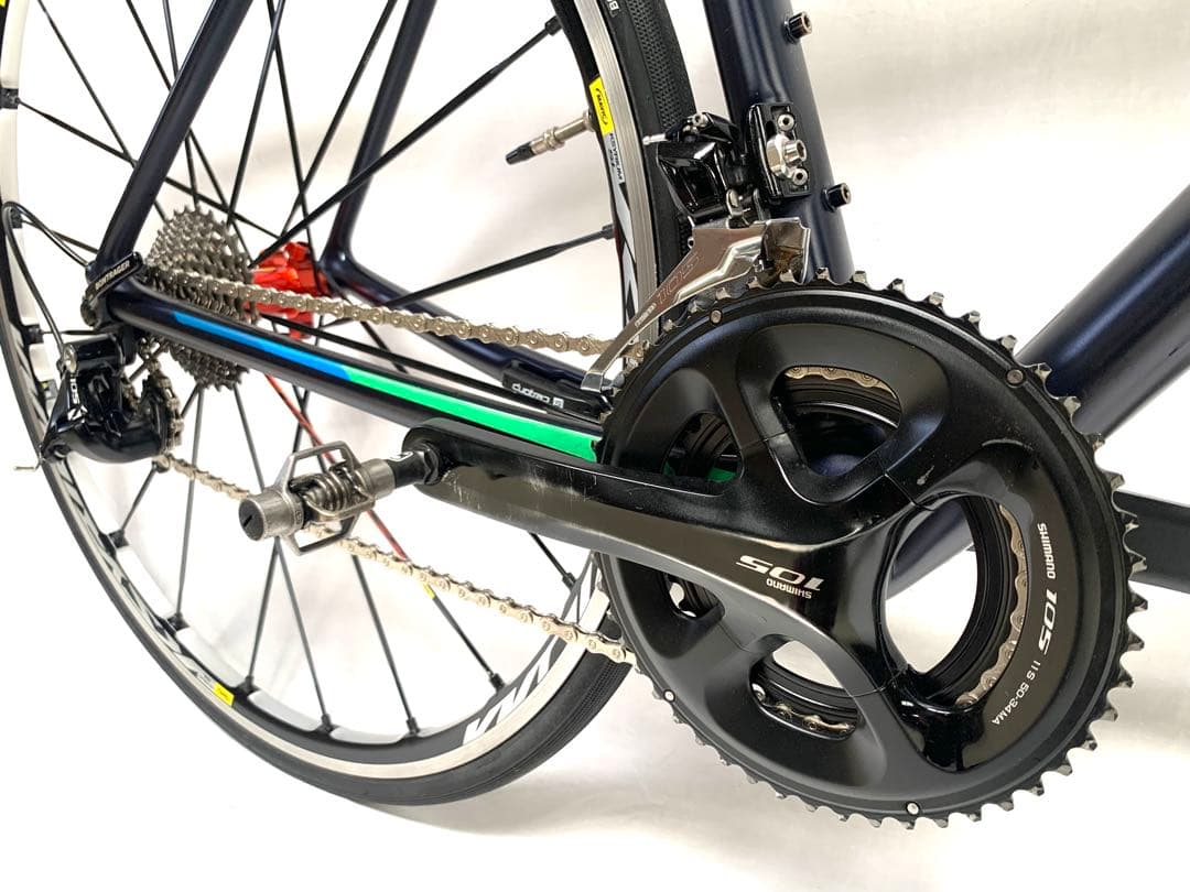 よ*9様 送料無料 TREKフルカーポンロードバイク EMONDA超軽量7.8キ