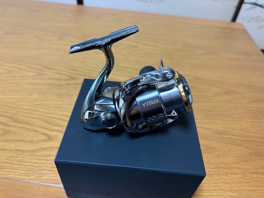 SHIMANO 18STELLA C3000夢屋ハンドルノブ交渉済み