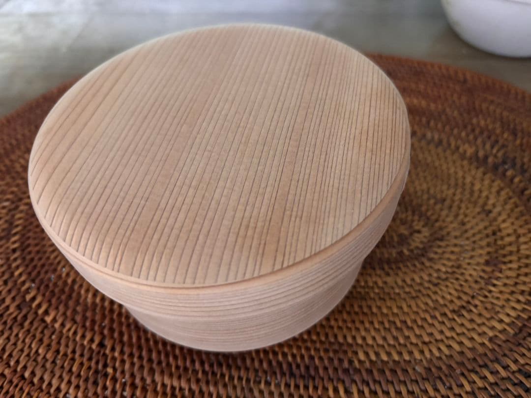 柴田慶信商店　曲げわっぱ　丸弁当箱4寸