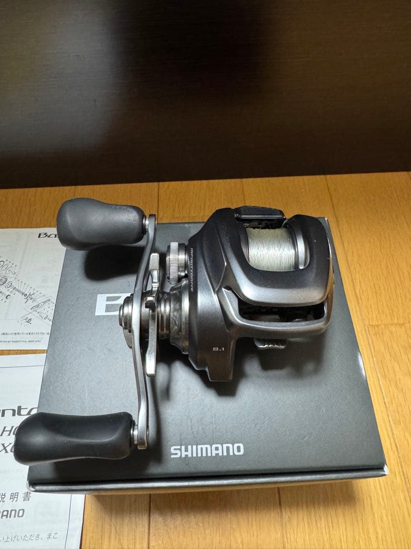 シマノ　22バンタム　XG 右巻き　ベイトリール