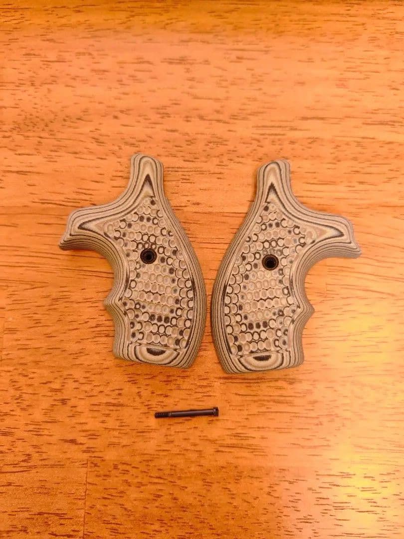 HOGUE S＆W Jフレーム G10グリップ