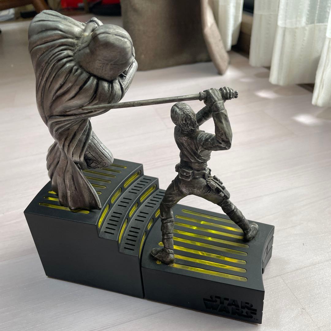 スター・ウォーズ帝国の逆襲ダース・ベイダーとルーク・スカイウォーカー スタチュー