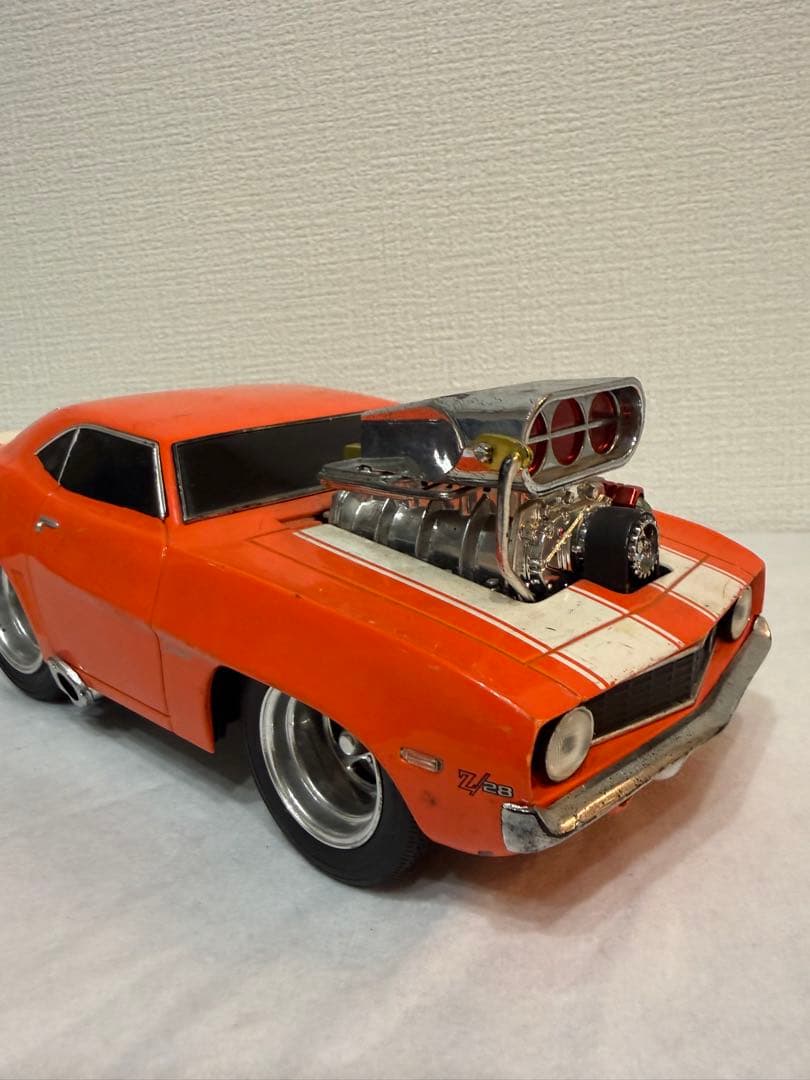 Muscle Machinesシボレー・カマロZ28（1969年式）
