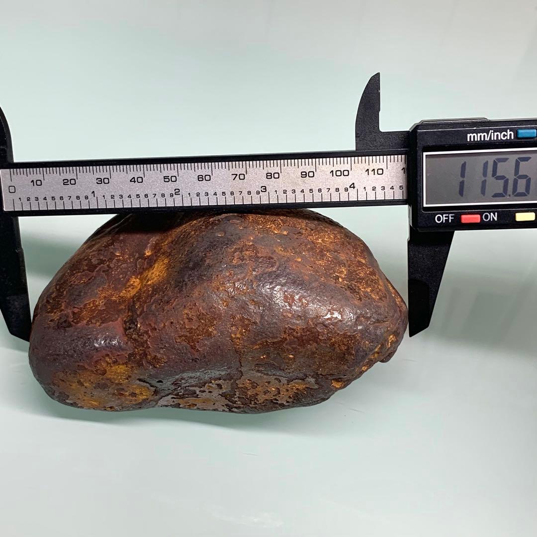 大型　宇宙エネルギーパワー 不思議の石鉄隕石　アンティーク 時代物　約1225g