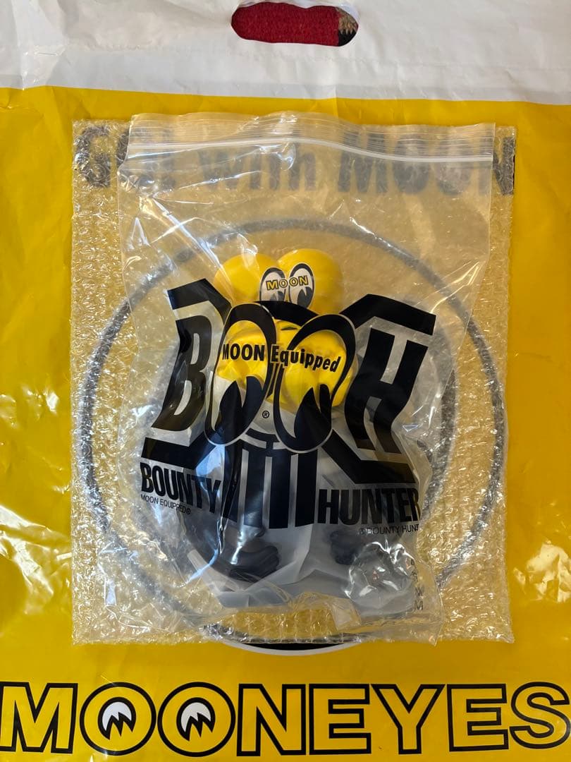 限定 BOUNTY HUNTER x MOONEYES SKULL-KUN
