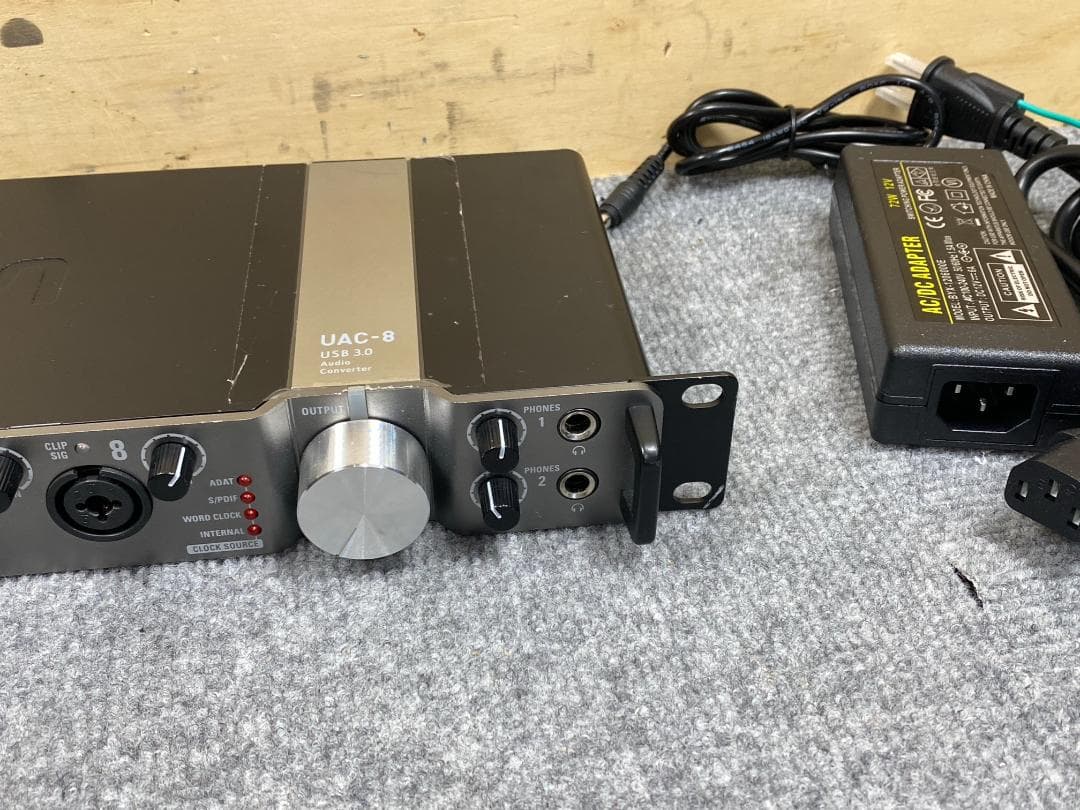 ZOOM UAC-8 オーディオインターフェース