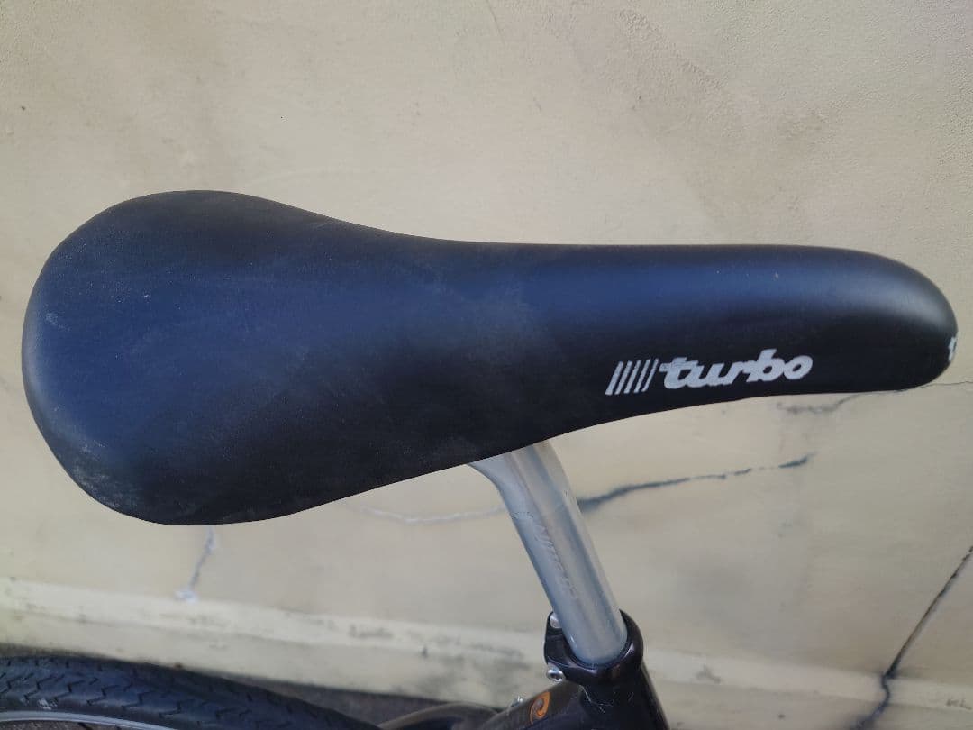 BRIDGESTONE アビオス ブラック Turboサドル スギノクオルト