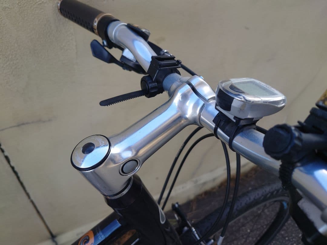 BRIDGESTONE アビオス ブラック Turboサドル スギノクオルト