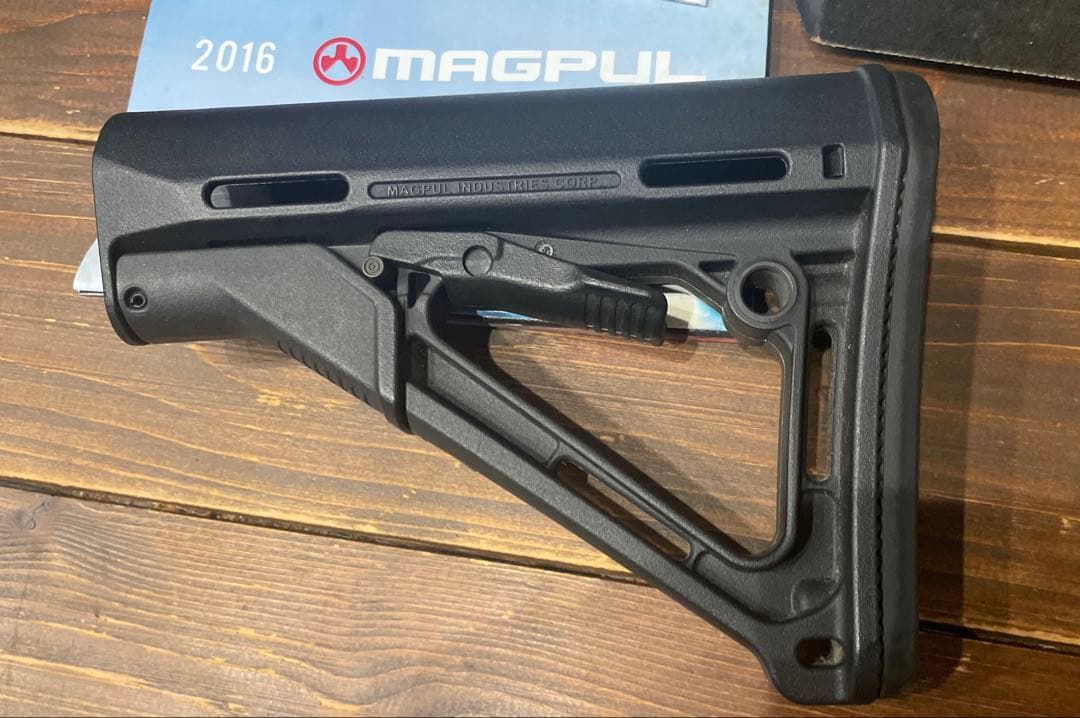 実物 magpul ctrストック　黒