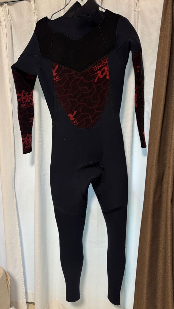 ヒ*デ様 【ビラボン】ウェットスーツ 長袖・長ズボン
