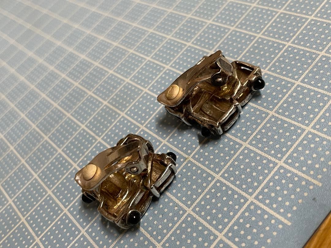 シルバーイヤリング【m1518 ホールマーク　アンティーク　ビンテージ　925】