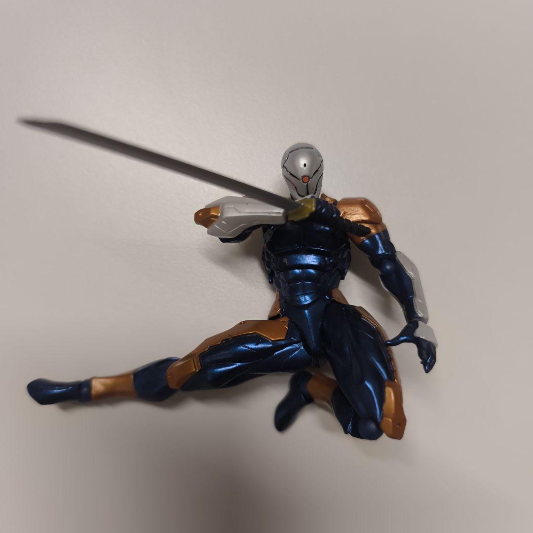 メタルギア サイボーグ忍者 フィギュア