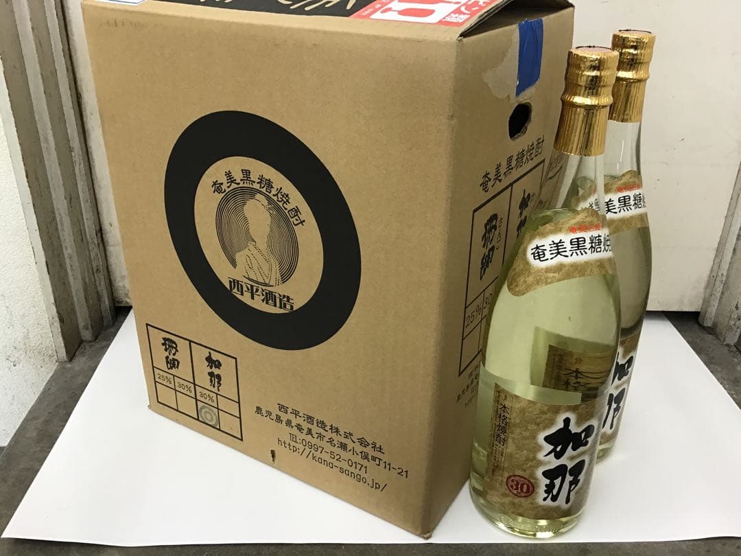 【奄美黒糖焼酎】 ★★ 加那 ★★ １．８L　３０度　１ケース （６本入)