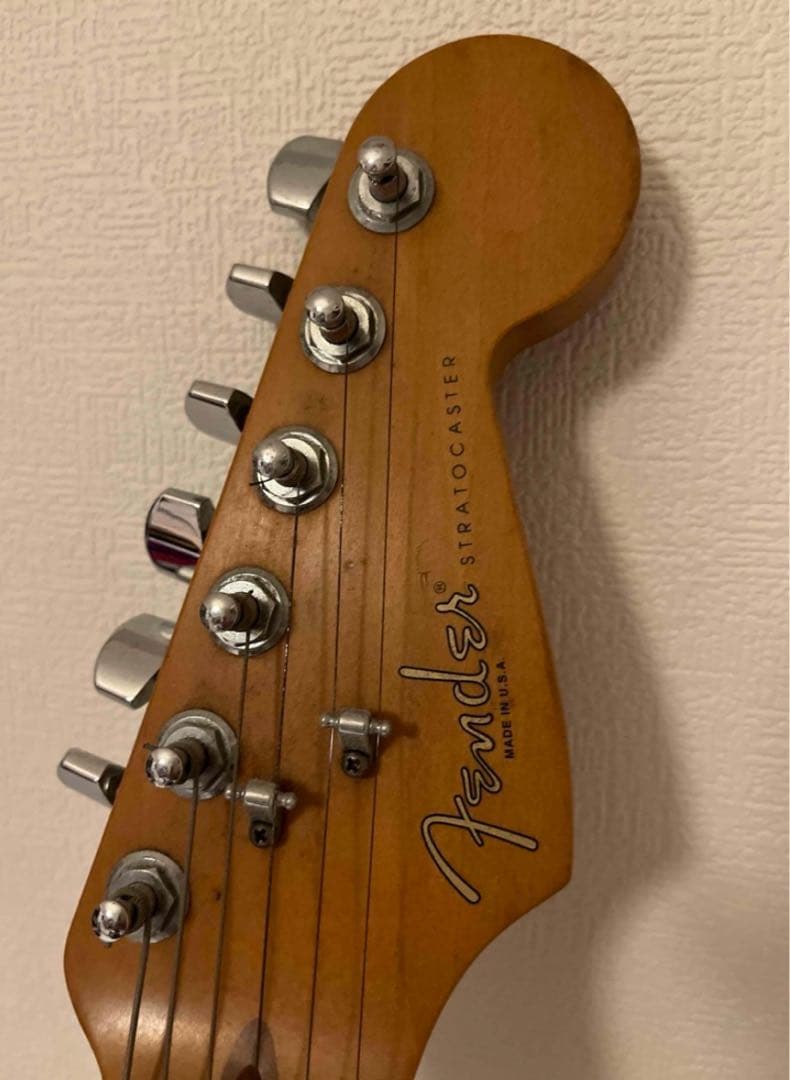 Fender ストラトキャスター