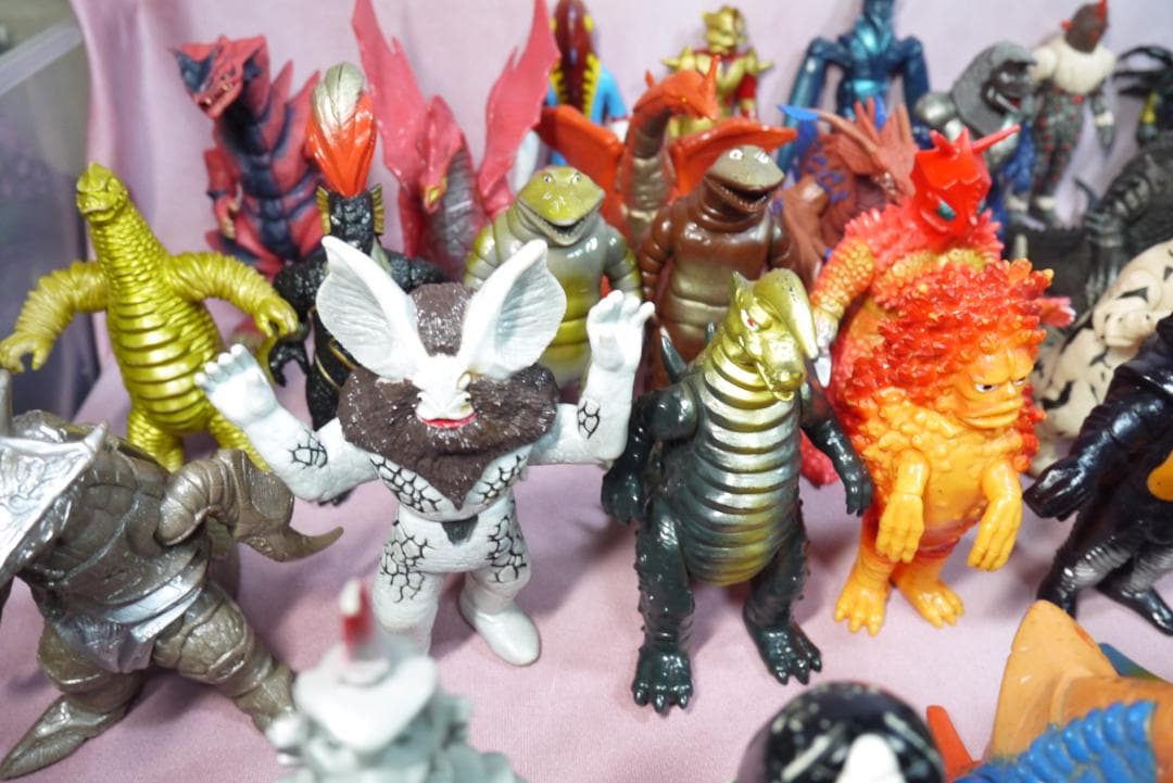 ウルトラ怪獣シリーズ　など　怪獣ソフビ　64体セット