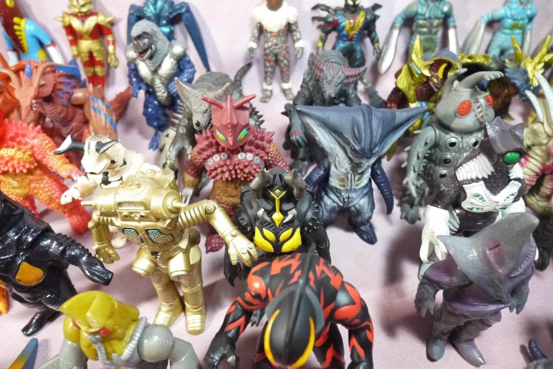 ウルトラ怪獣シリーズ　など　怪獣ソフビ　64体セット