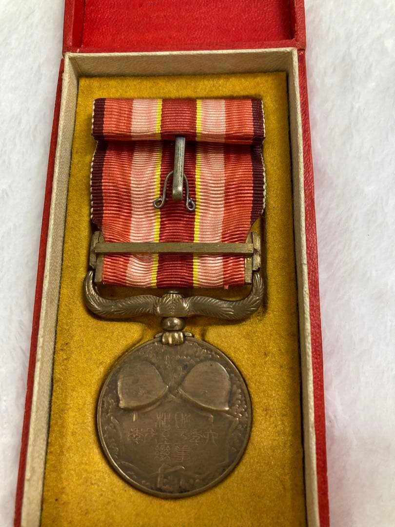 勲五等双光旭日章　勲六等瑞宝　満州事変 従軍記章　那事変従軍記章　勲章