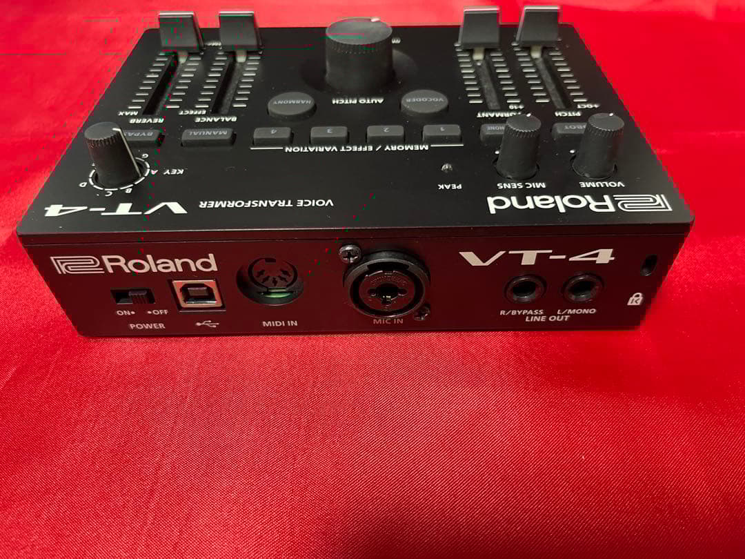 Roland VT-4 ボイストランスフォーマー　インターフェース
