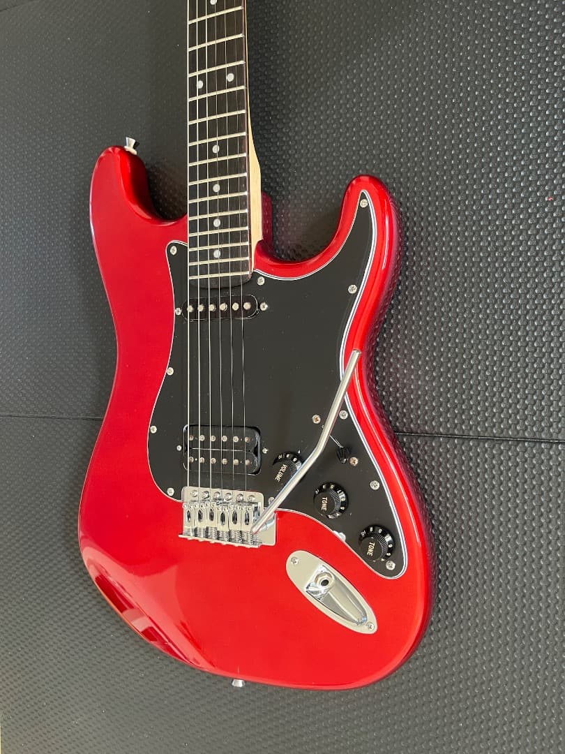 ストラトタイプ　マッチングヘッドギター