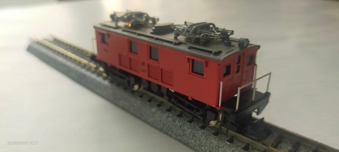 ワールド工芸西武Ｅ61赤 電気機関車 塗装済完成品