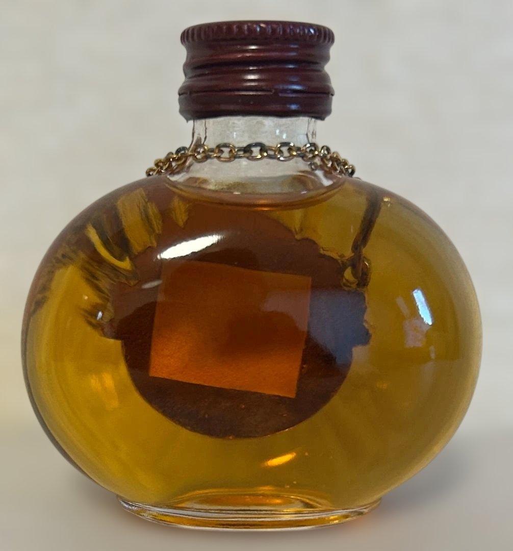 ホワイト&マッカイ 21年２本キングオブスコッツ 25年 １本