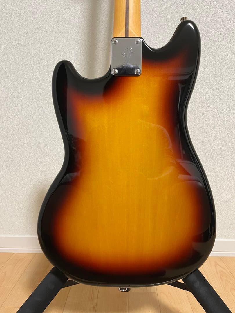 ギター Fender Mustang Limited Run Reverse Head