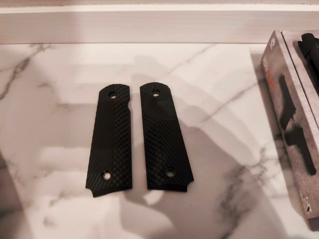 Carbon 8 1911 LSP ガスガン