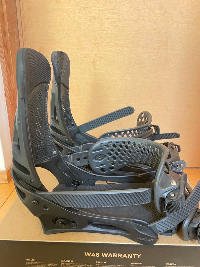 Burton MALAVITA RE:FLEXブラック18 19モデル Mサイズ