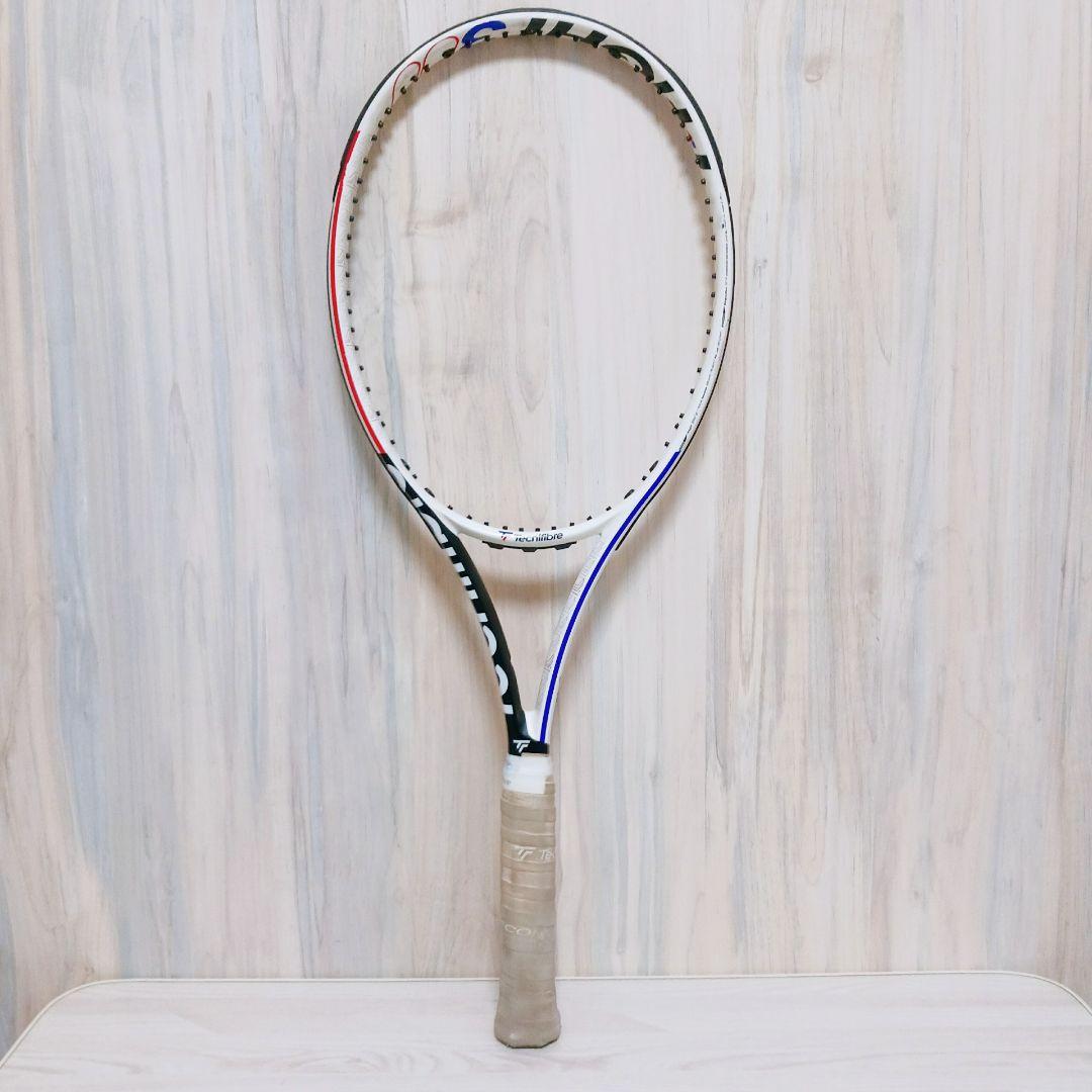 Tecnifibre T-FIGHT 300 RS SECTION 硬式ラケット