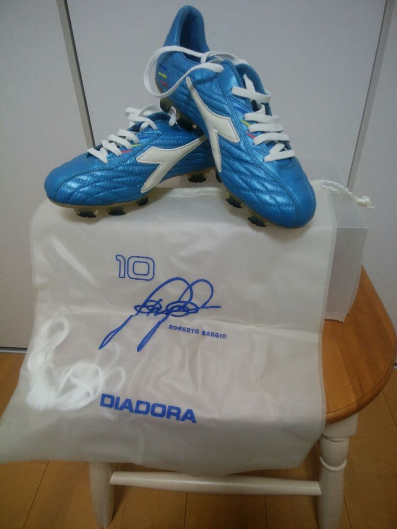 ロベルトバッジョ世界限定サッカーシューズ